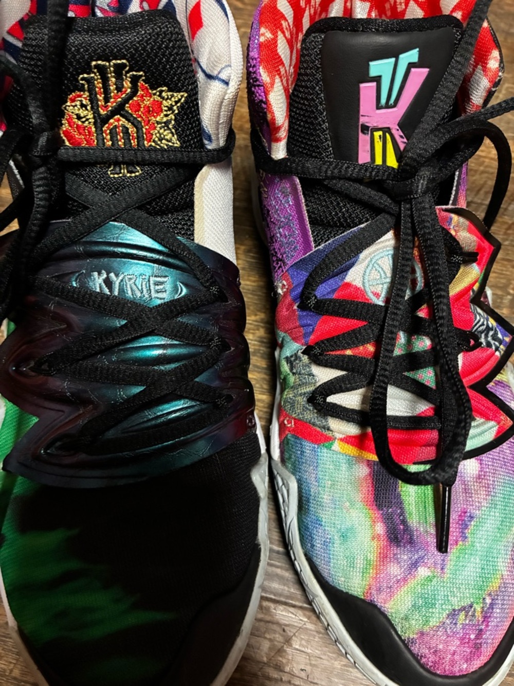 Nike Kybrid S2 "What The Kyrie / Pineapple House" - Like New  Style CV0097-900